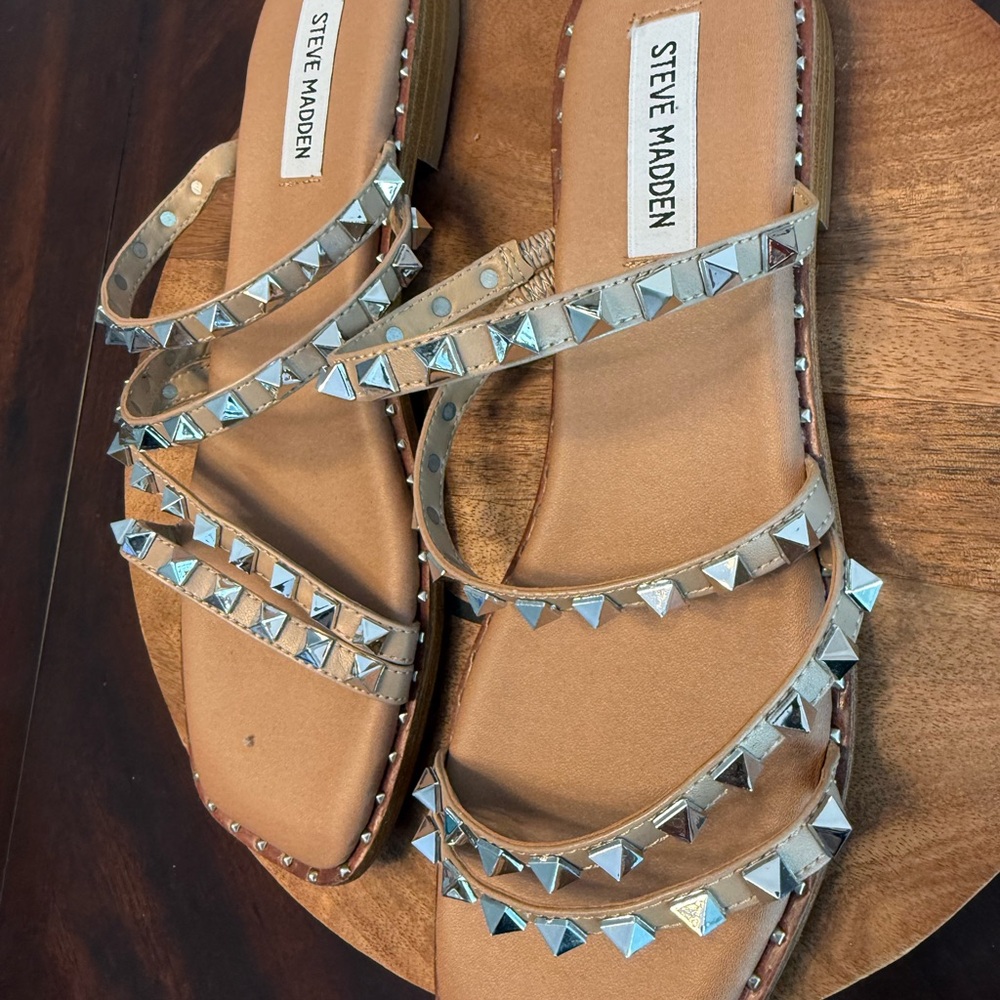 Steve Madden Tan Pyramid-Stud Strappy Slide Sandals - Picture 2 of 5
